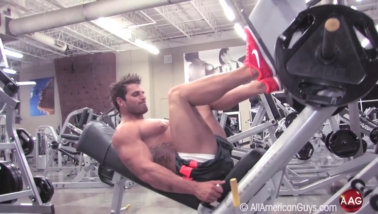 Fit & Sexy with Zack D.  Working out Legs